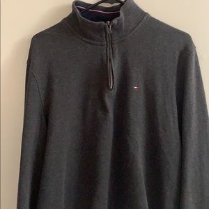 Tommy Hilfiger sweater